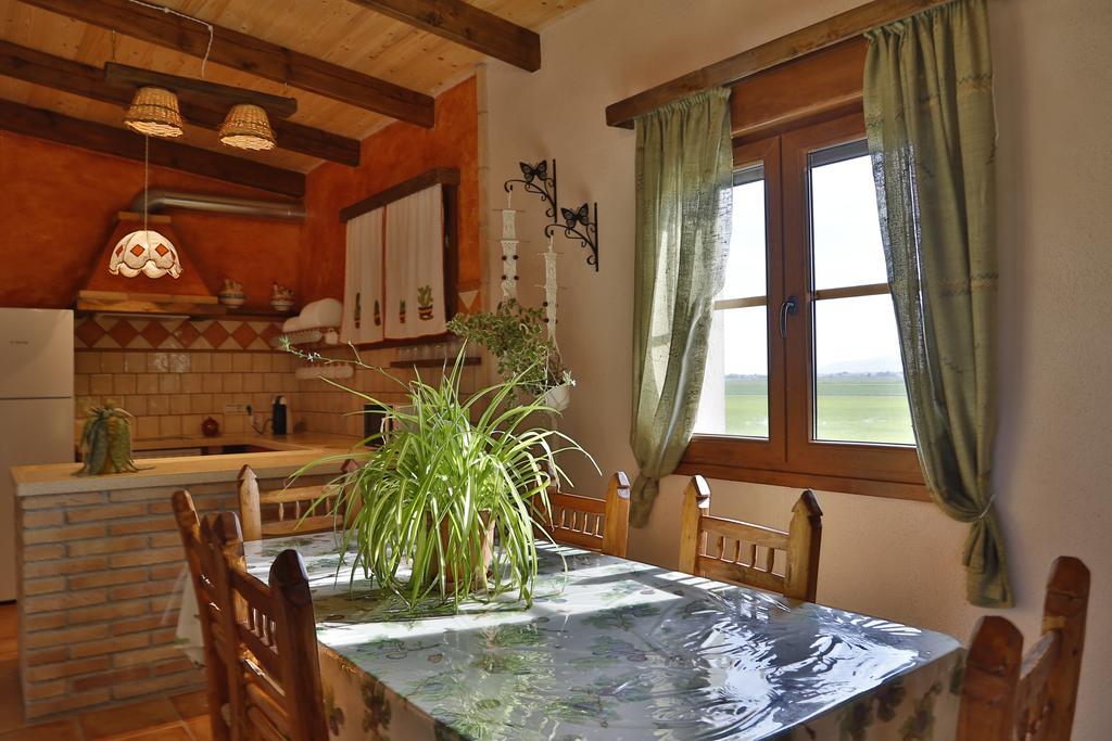 Casa La Tora Pension Deltebre Buitenkant foto