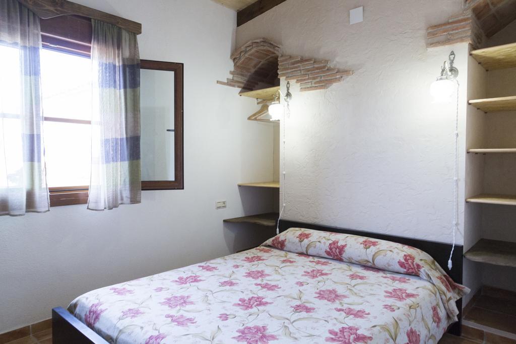Casa La Tora Pension Deltebre Buitenkant foto